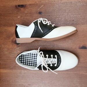 Saddle shoes - 8